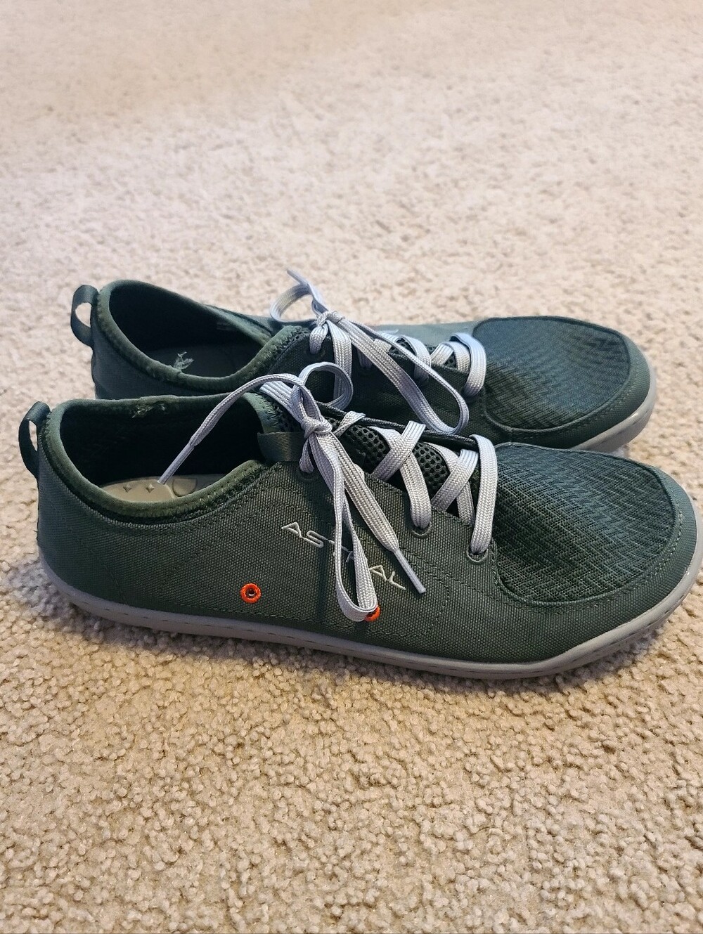 Men's 9, Astral Hunter Green and Gray Casual Slip-On Shoe